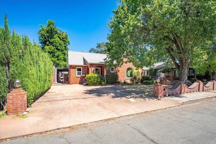 Property Photo:  121 S Lincoln Street  CA 95678 