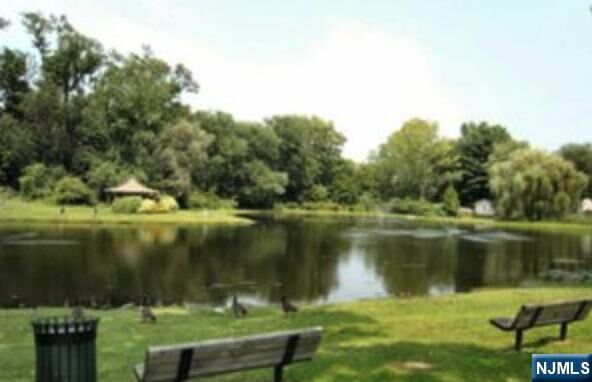 Property Photo:  194 Garfield Street  NJ 07641 
