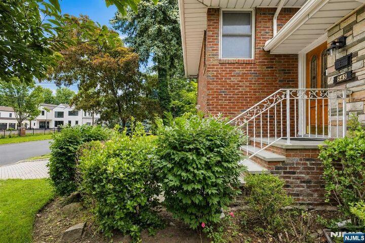 Property Photo:  545 Summit Street  NJ 07632 