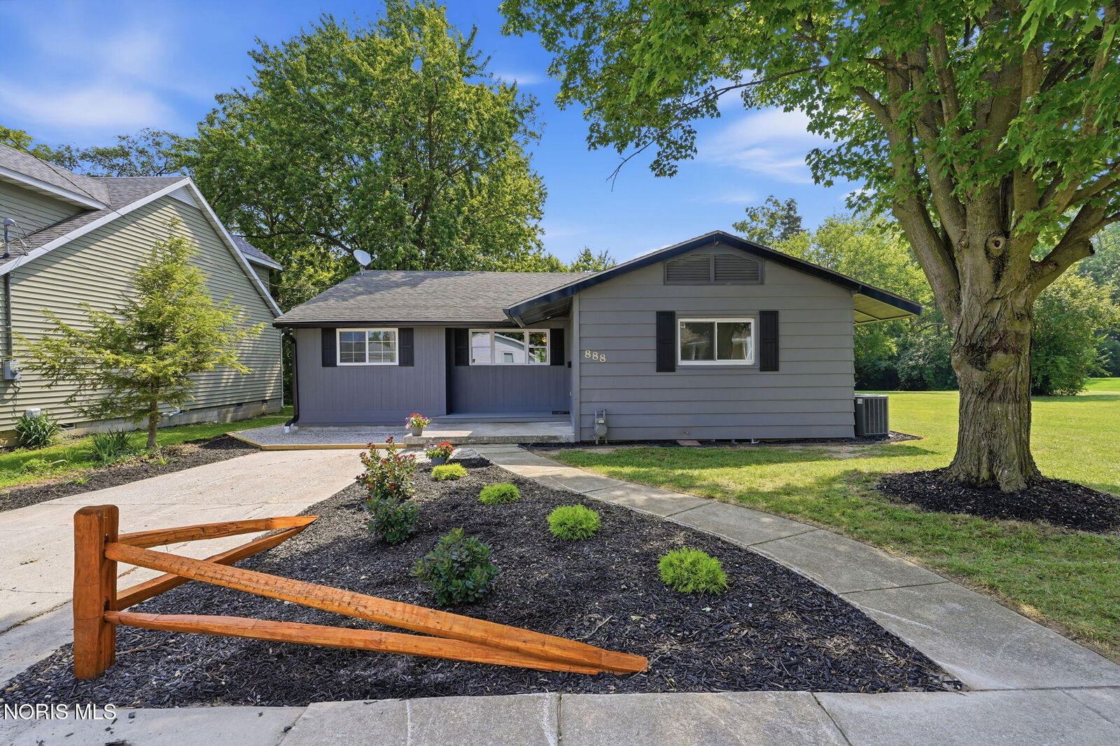 Property Photo:  888 Lincoln Avenue  OH 44830 