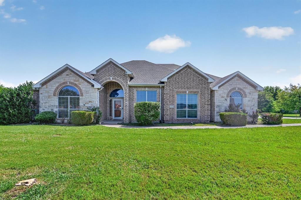 Property Photo:  11253 Glenn Cove  TX 75126 