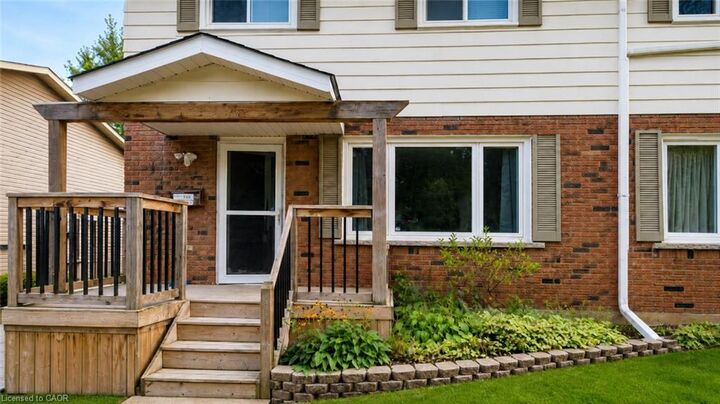 Property Photo:  117 Markwood Drive 1  ON N2M 2H3 