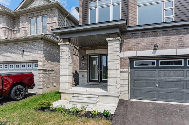 Property Photo:  14 Heming Street  ON N3L 0M5 