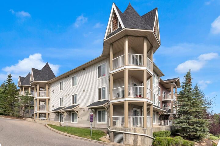 Property Photo: 70 Panamount Drive NW 7201 AB T3K 6G8