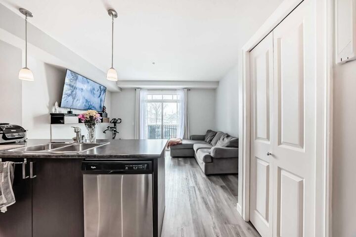 Property Photo:  117 Copperpond Common SE 101  AB T2Z 5E2 