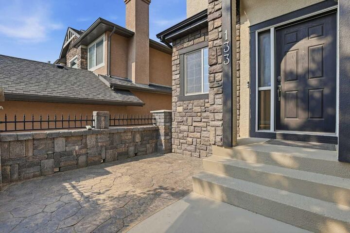 Property Photo: 133 Aspen Stone Road SW AB T3H 5Y7