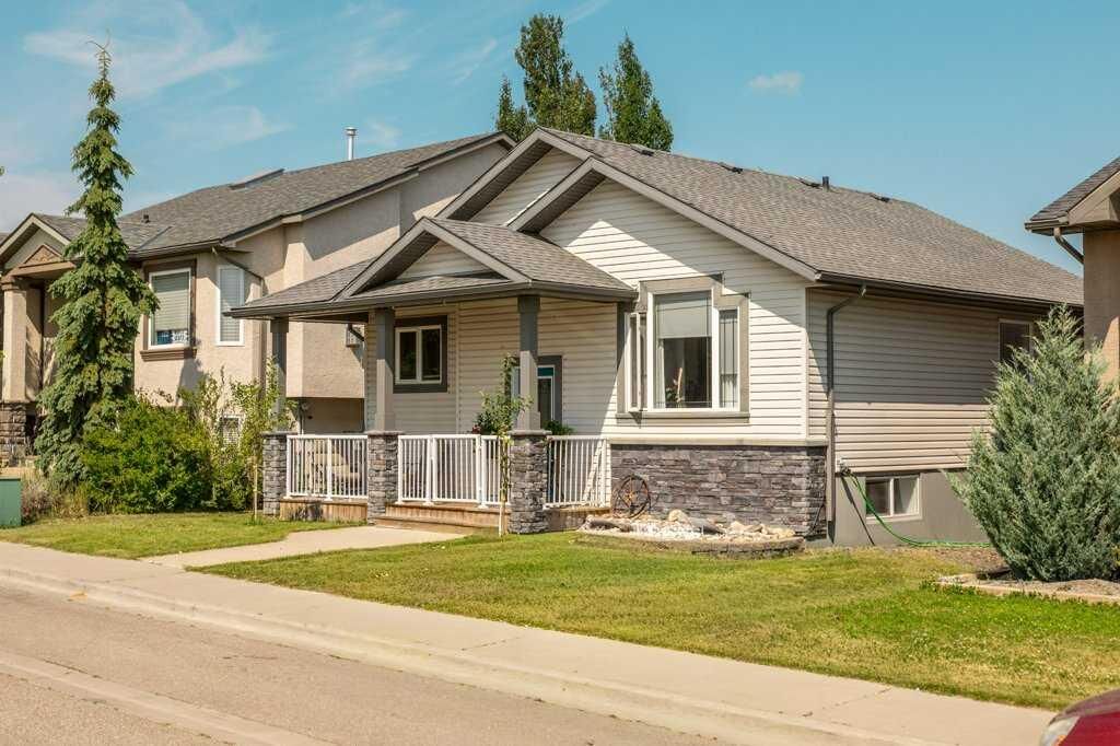 Property Photo:  215 Grand River Boulevard W  AB T1K 8C5 