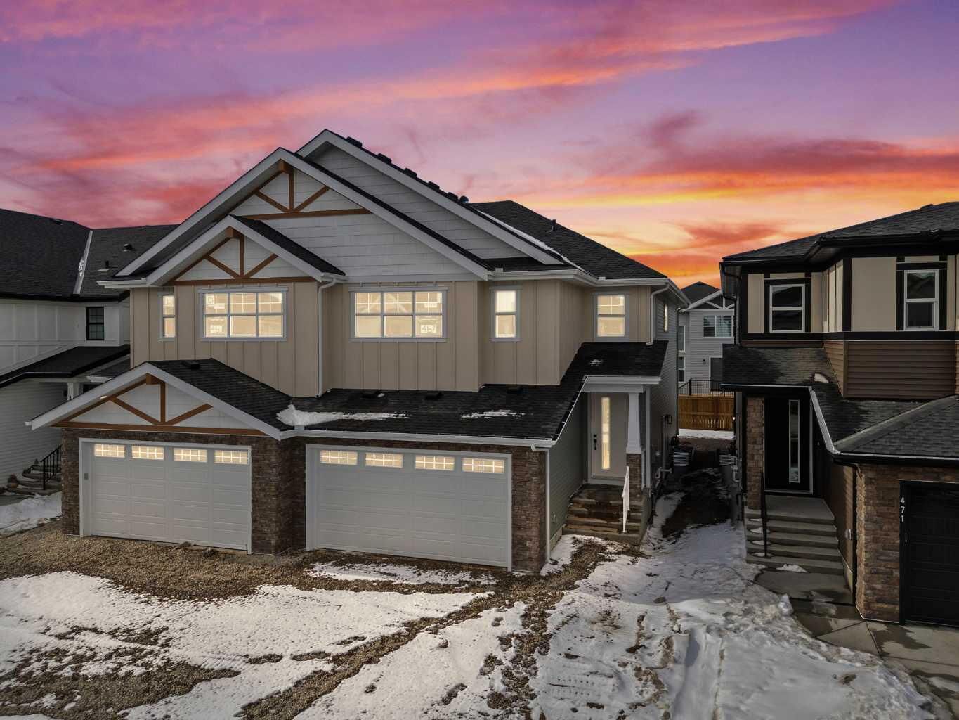 Property Photo:  467 Kinniburgh Loop  AB T1X 3C2 