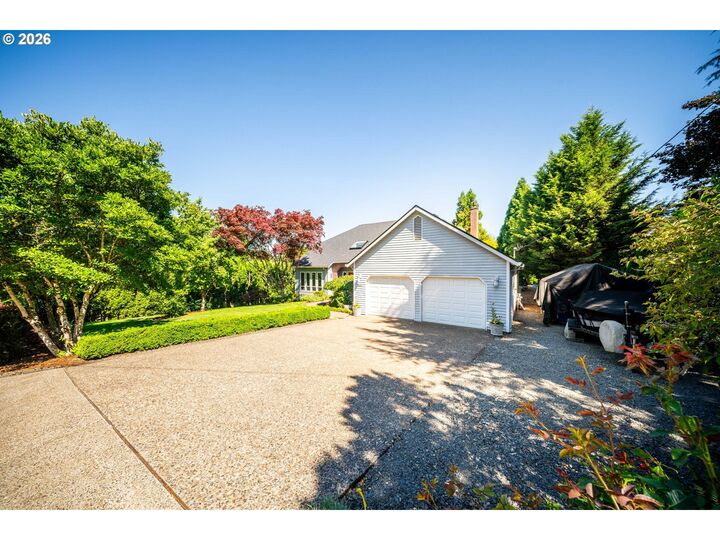 Property Photo:  2647 SW Sylvania Ter  OR 97219 