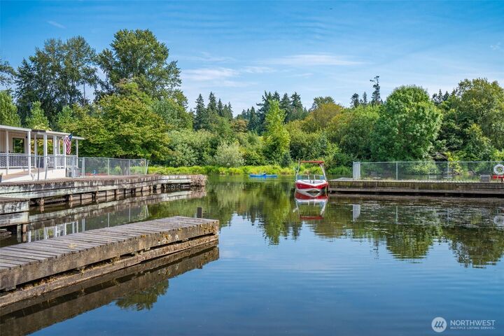 Property Photo:  7301 NE 175th Street 101  WA 98028 