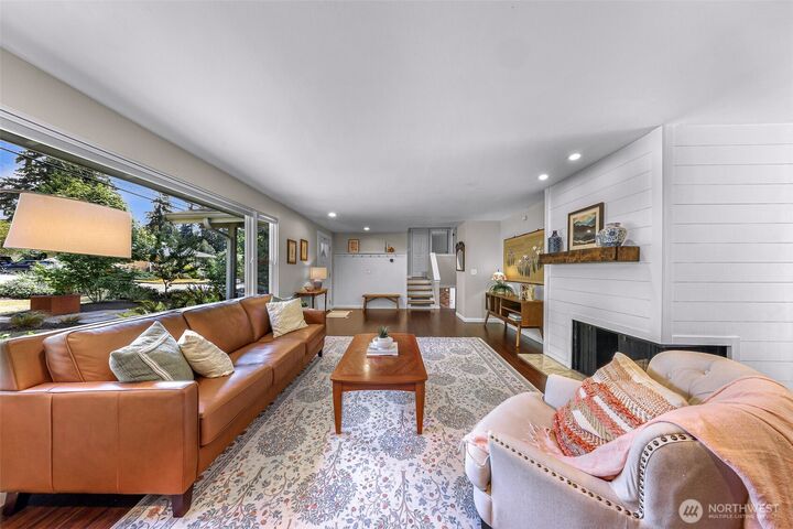 Property Photo:  19115  104th Avenue NE  WA 98011 