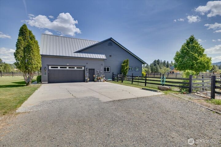 Property Photo: 644 Masterson Road WA 98922