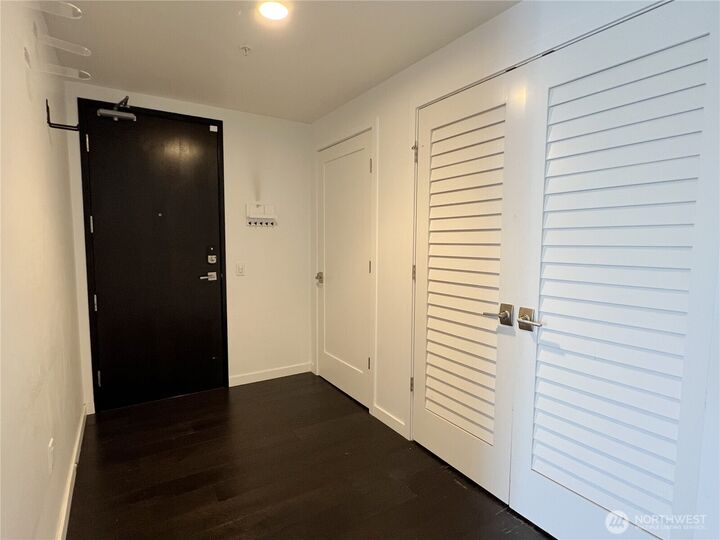 Property Photo:  1808  Minor Avenue 3005  WA 98101 