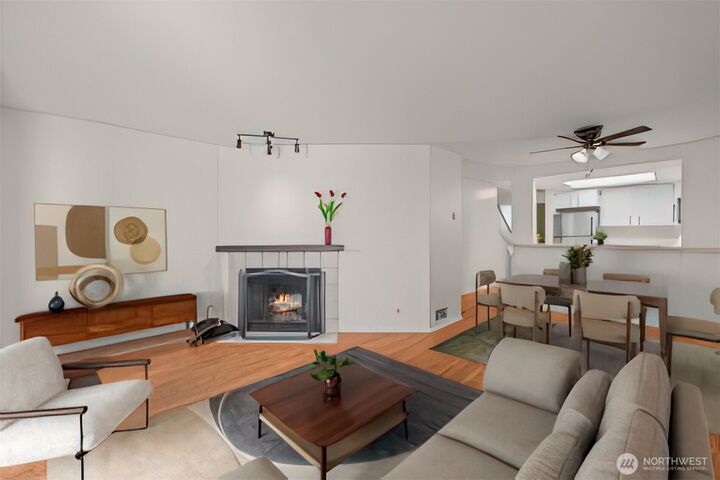 Property Photo: 8512 242nd Street SW 3 WA 98026
