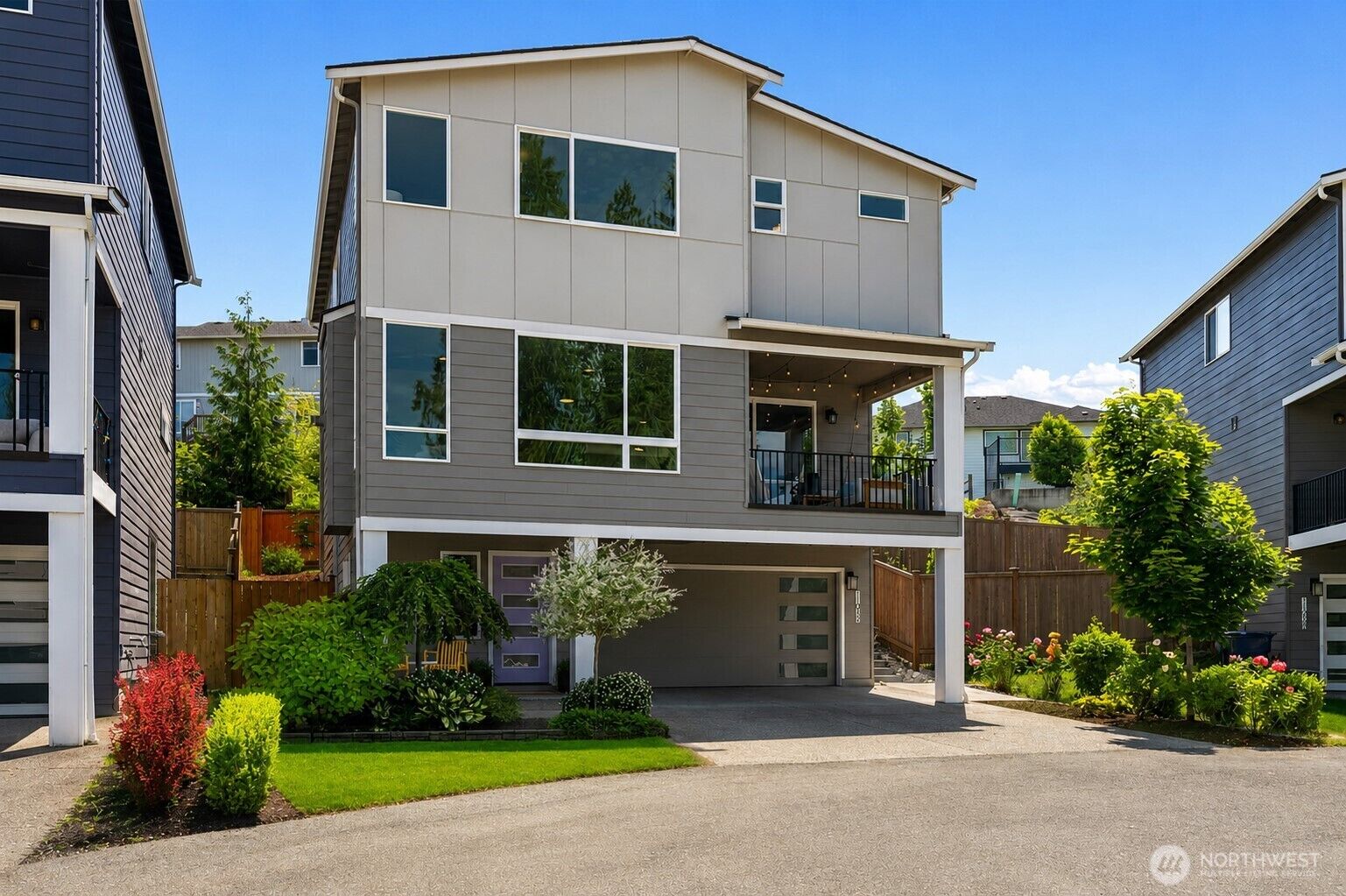 Property Photo:  11032  14th Place SE  WA 98258 