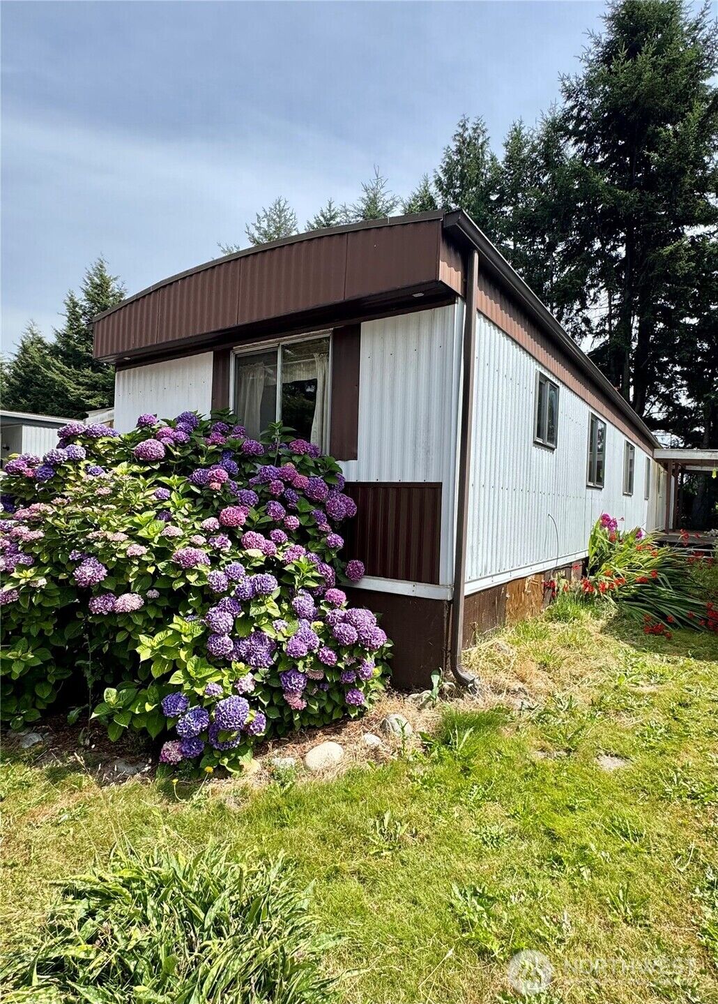 Property Photo:  2210  Old Highway 99 Road S 9  WA 98273 
