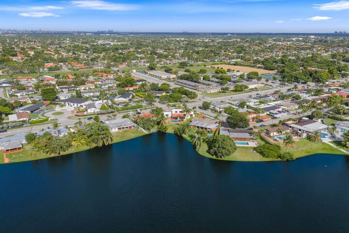 Property Photo:  1110 SW 97th Avenue  FL 33174 