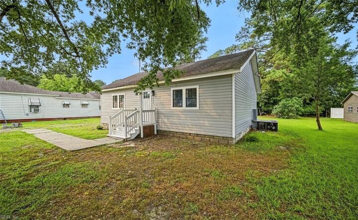 Property Photo:  135 Whaley St  VA 23438 