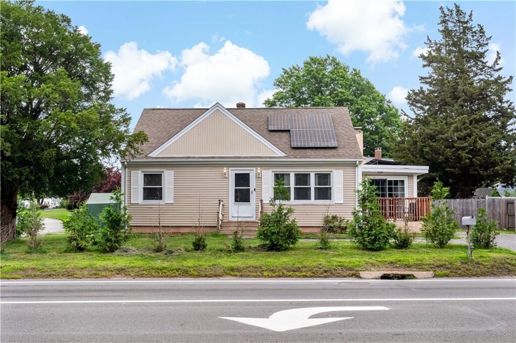 Property Photo: 756 Metacom Avenue RI 02809
