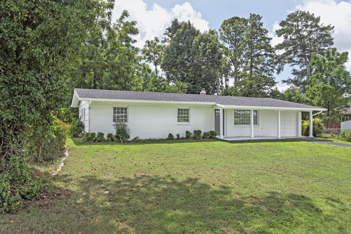 Property Photo: 1606 Redwood Drive TN 37421