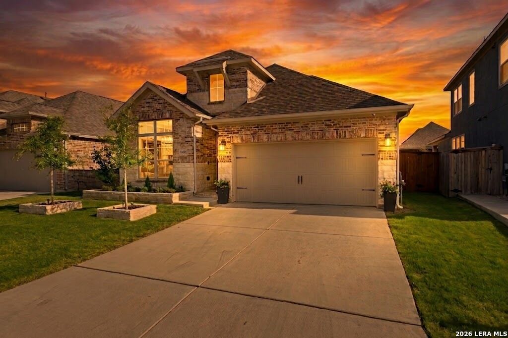 Property Photo:  2614 Suncadia Ln  TX 78245 