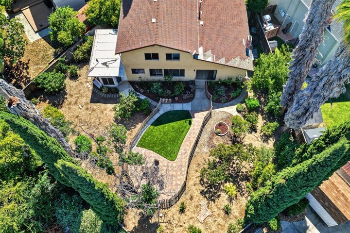 Property Photo: 90 Southport Court CA 95138