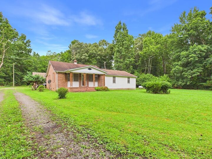 Property Photo:  1940 Country Club Drive  VA 23924 
