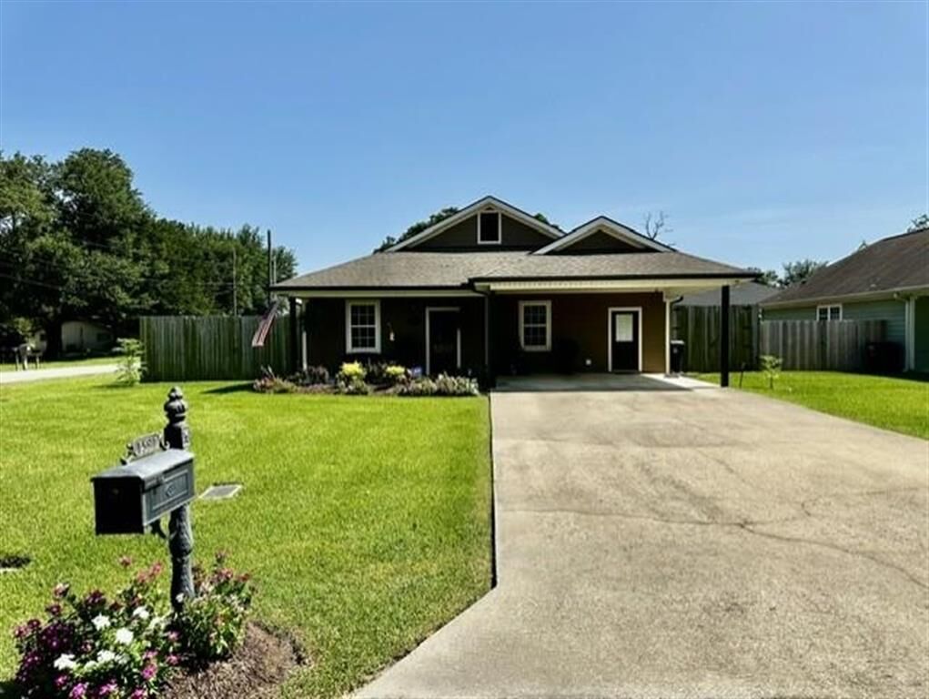 Property Photo: 1591 Melvin Lane LA 70605