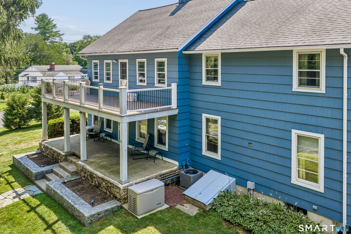 Property Photo:  34 Lake Avenue  CT 06611 