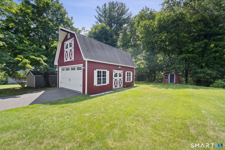 Property Photo:  51 Ironwood Drive  CT 06066 