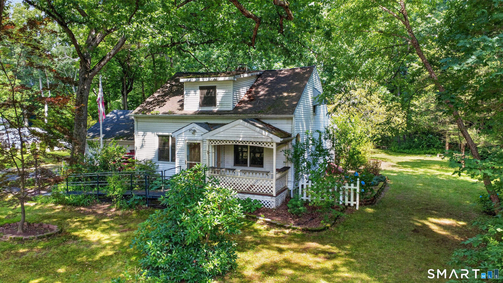 Property Photo: 42 Ezra Street CT 06473