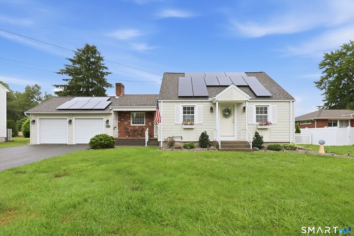 Property Photo:  142 Nicholson Street  CT 06111 