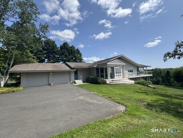 Property Photo: 184 Westledge Road CT 06092