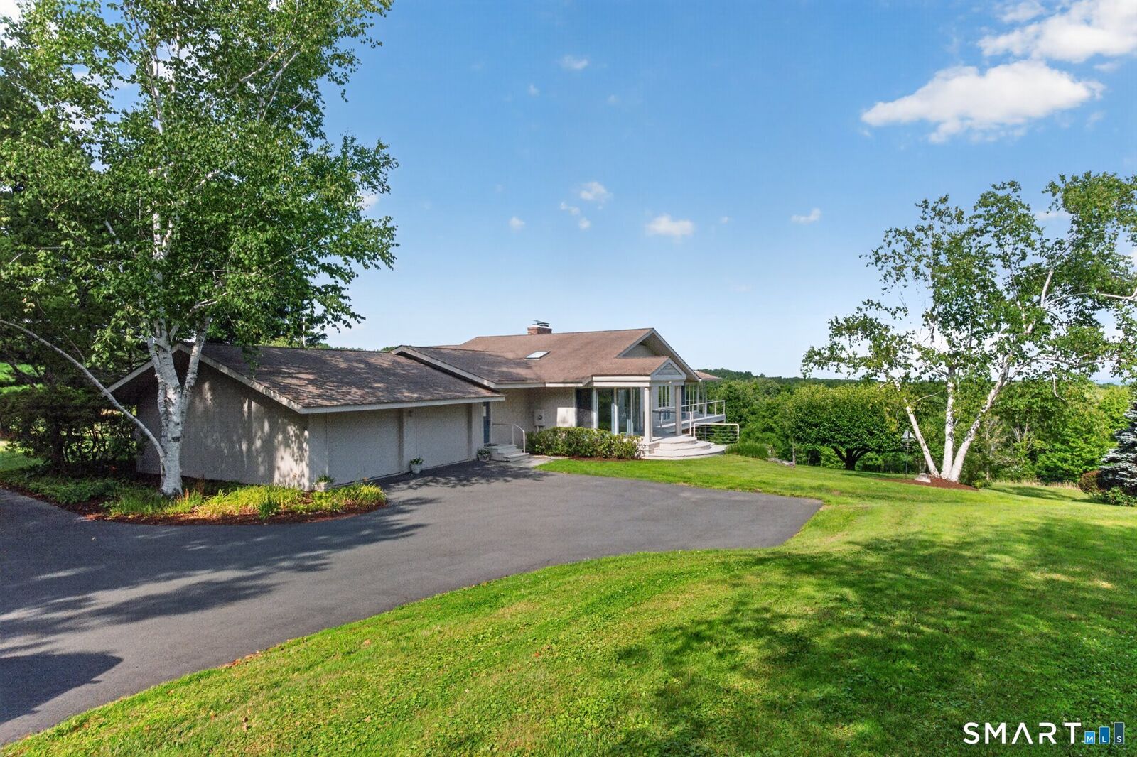 Property Photo: 184 Westledge Road CT 06092