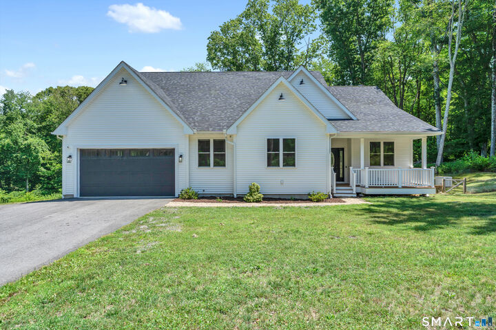 Property Photo:  7 Thamesview Pentway  CT 06335 