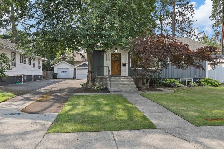 Property Photo: 3117 W Glass Ave WA 99205