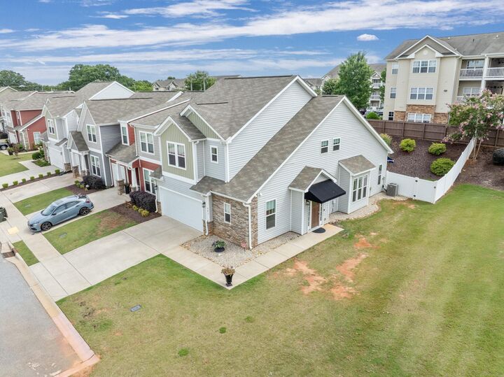 Property Photo: 203 Mayfair Station Way SC 29650