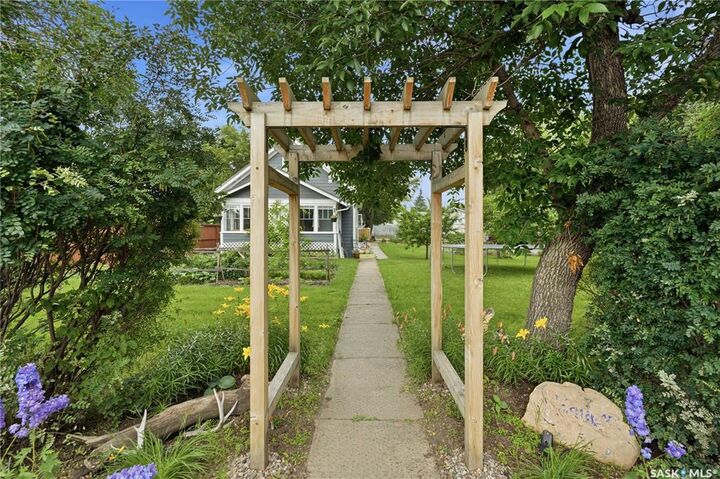 Photo de la propriété:  305 2nd Avenue  SK S0K 0N0 