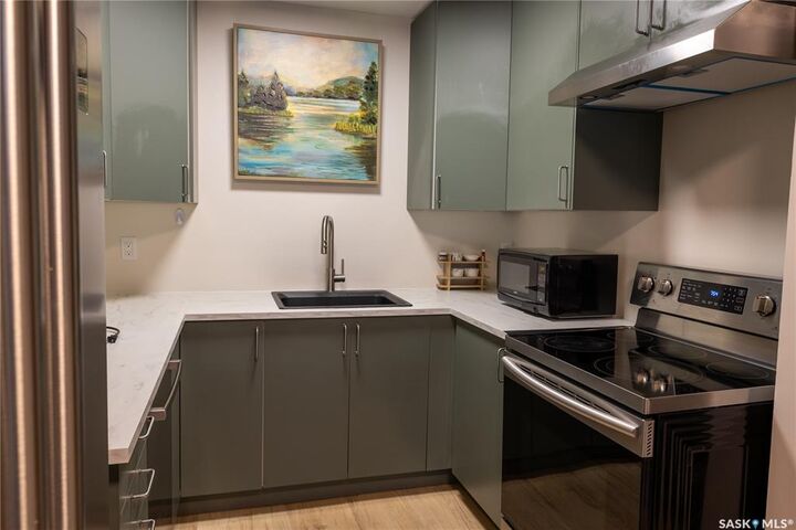 Property Photo:  1128 McKercher Drive 59  SK S7H 4Y7 