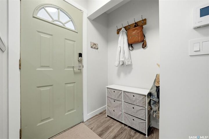 Property Photo:  3 Woodlawn Place  SK S4S 5M9 