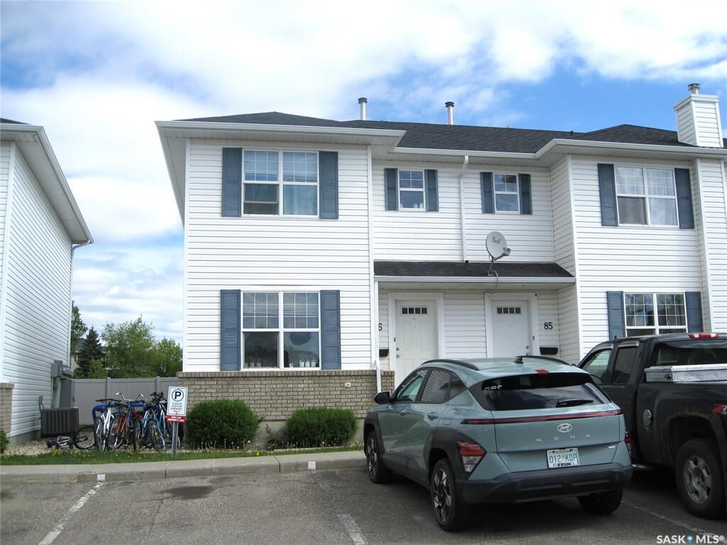 Property Photo: 203 Herold Terrace 86 SK S7V 1H6