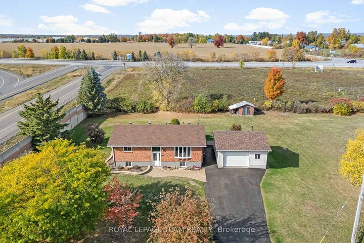 Property Photo:  1059 Flynn Avenue  ON K7S 3G7 