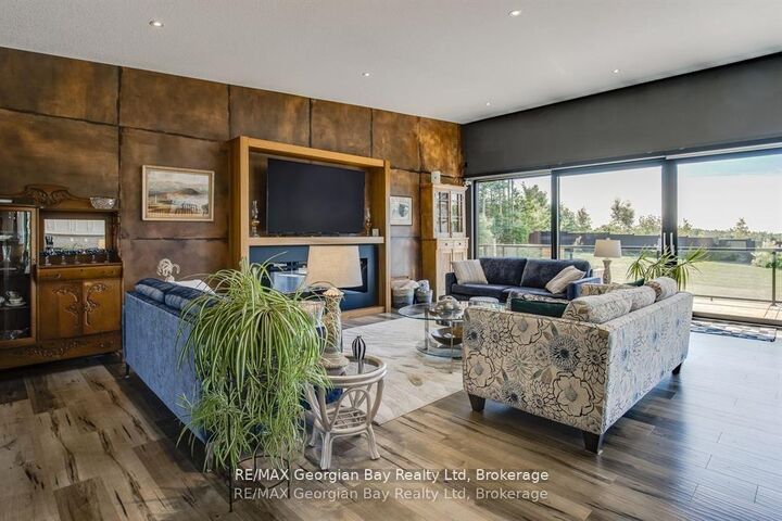 Property Photo: 165 Wilson Road ON L4R 4K4