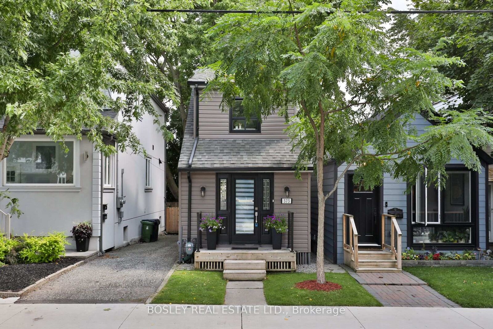 Property Photo:  373 Sammon Avenue  ON M4J 2A6 