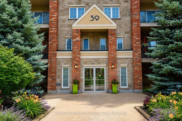 Property Photo: 39 Ferndale Drive S 312 ON L4N 5T5
