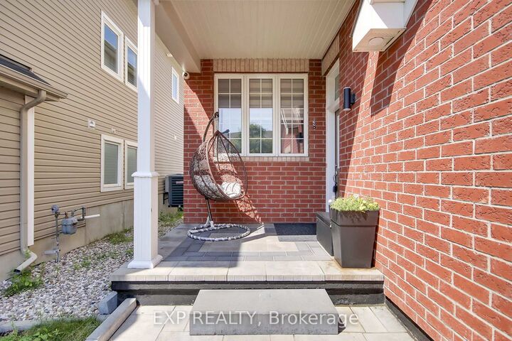 Property Photo: 860 Percifor Way ON K1W 0B4
