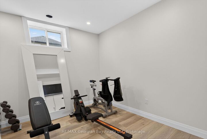 Property Photo: 73 Polish Avenue ON L9M 1W8