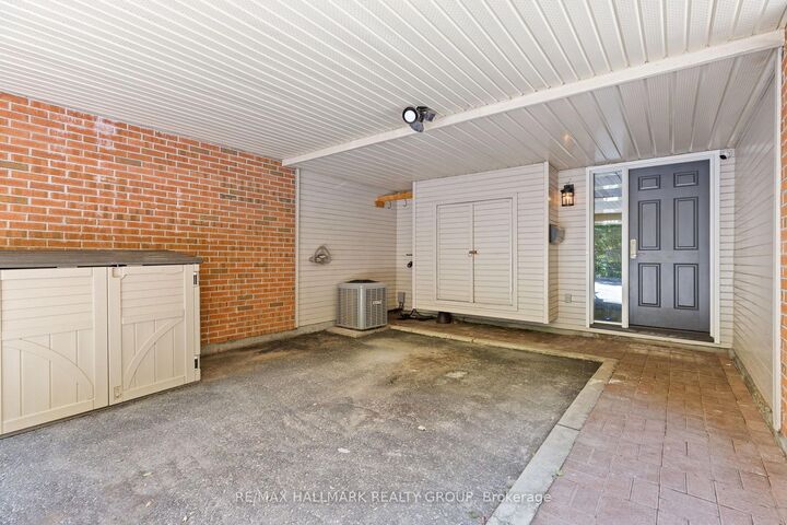 Property Photo:  110 Havelock Street 59  ON K1S 5L3 