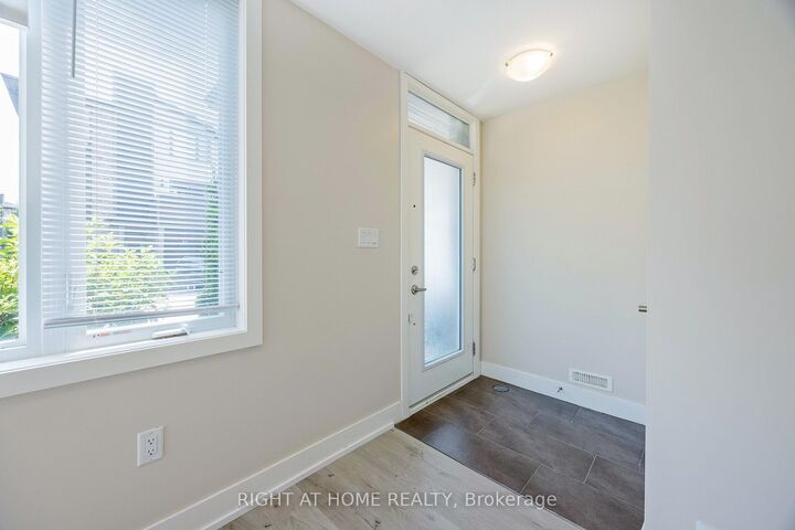 Property Photo: 1960 Dalmagarry Road 34 ON N6G 0T8
