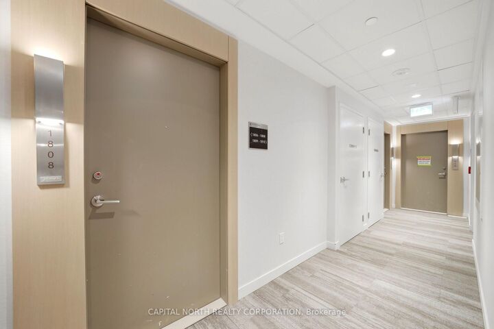 Property Photo: 15 Skyridge Drive 1808 ON L6P 4S3